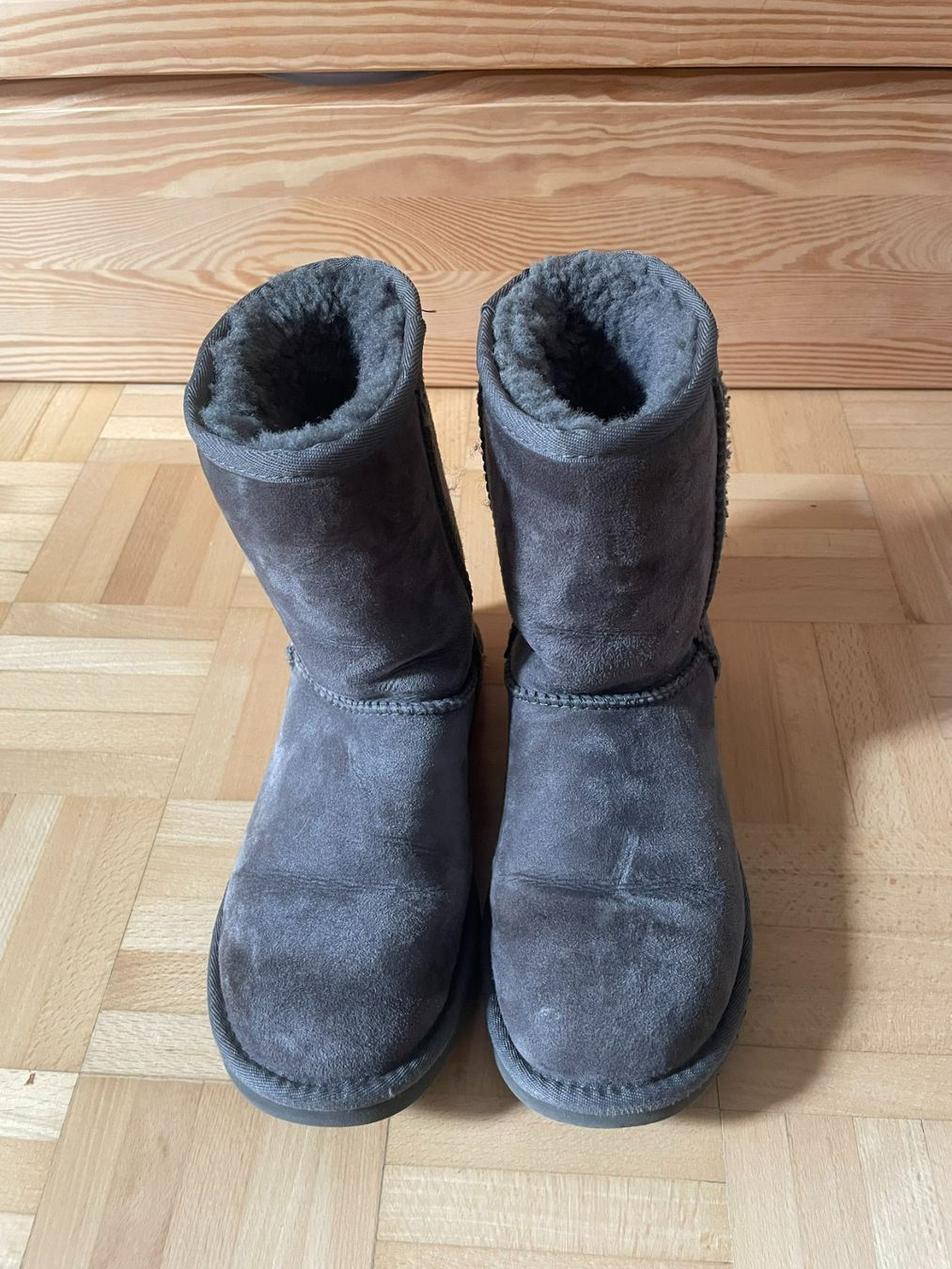 Chaussures femmes: Uggs Schuhe 36 – D'occasion à Basel par zoe_hm9x 2