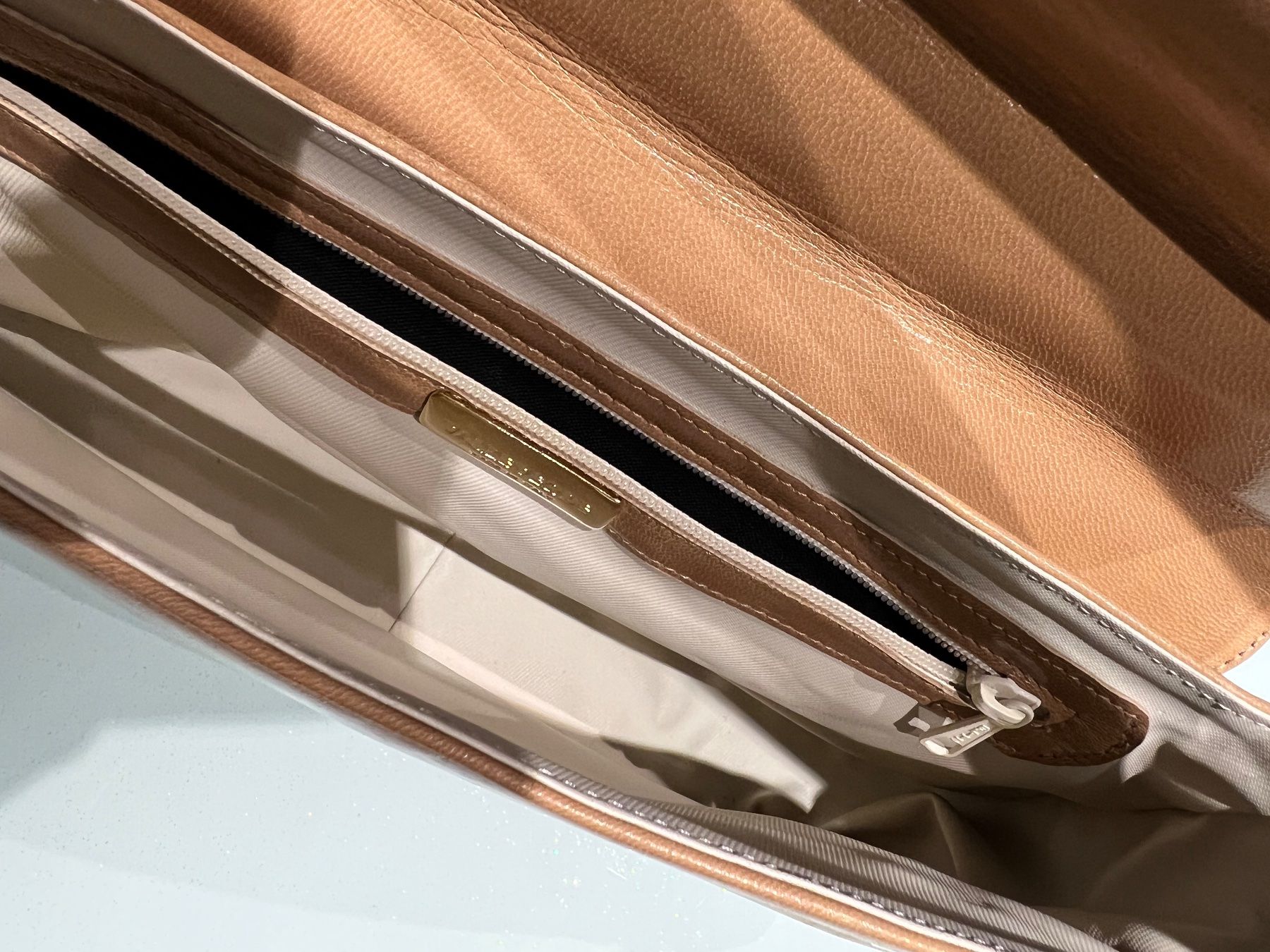 Borse da donna: Borsa in pelle – Usato da Cureglia venduto da dan_q2h6 1