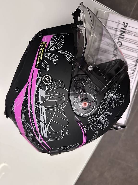 Helme & Visiere: Töffhelm Modell LS2 OF603 Infinity II Lotus, Jethelm – Gebraucht aus Winterthur von Tizzy83