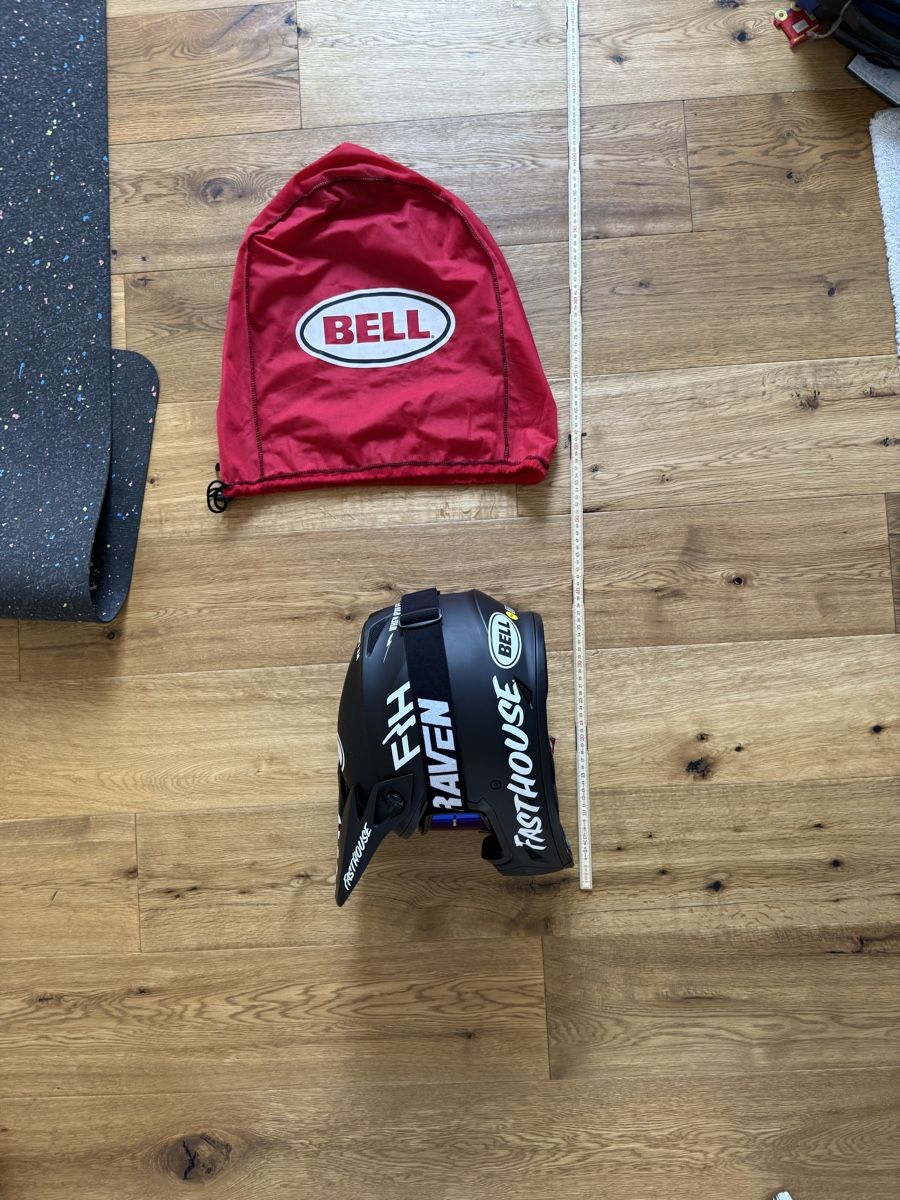 Bell Caschi & visiere: Mountain Bike Helm – Usato da Engelburg venduto da Feger3 3