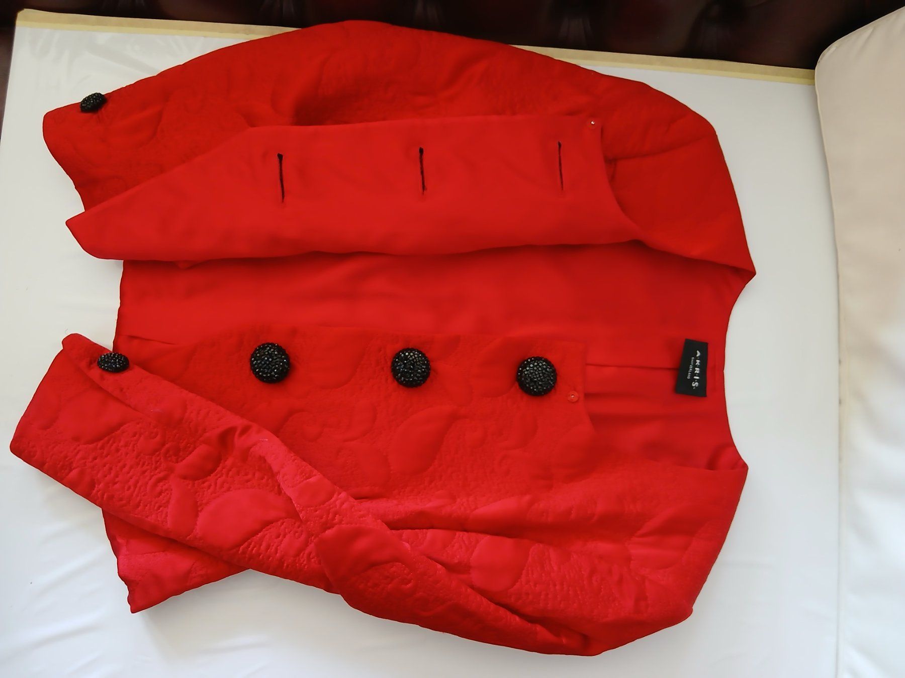 Akris Jacken: Akris Seide Jacke rot – Gebraucht aus Zürich von tg4_y65n 2