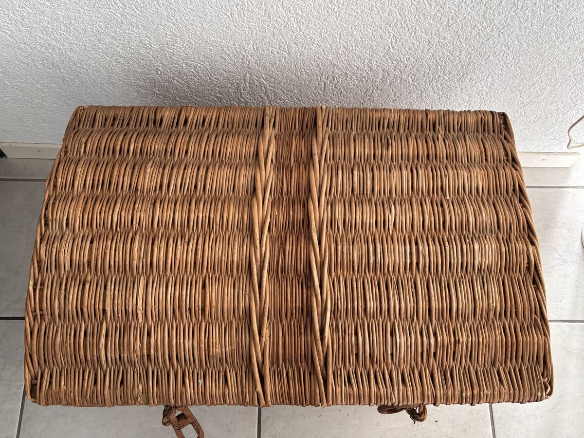 Altro in Antiquarato & Arte: Alter Reisekorb – Usato da Murten venduto da janegood 1