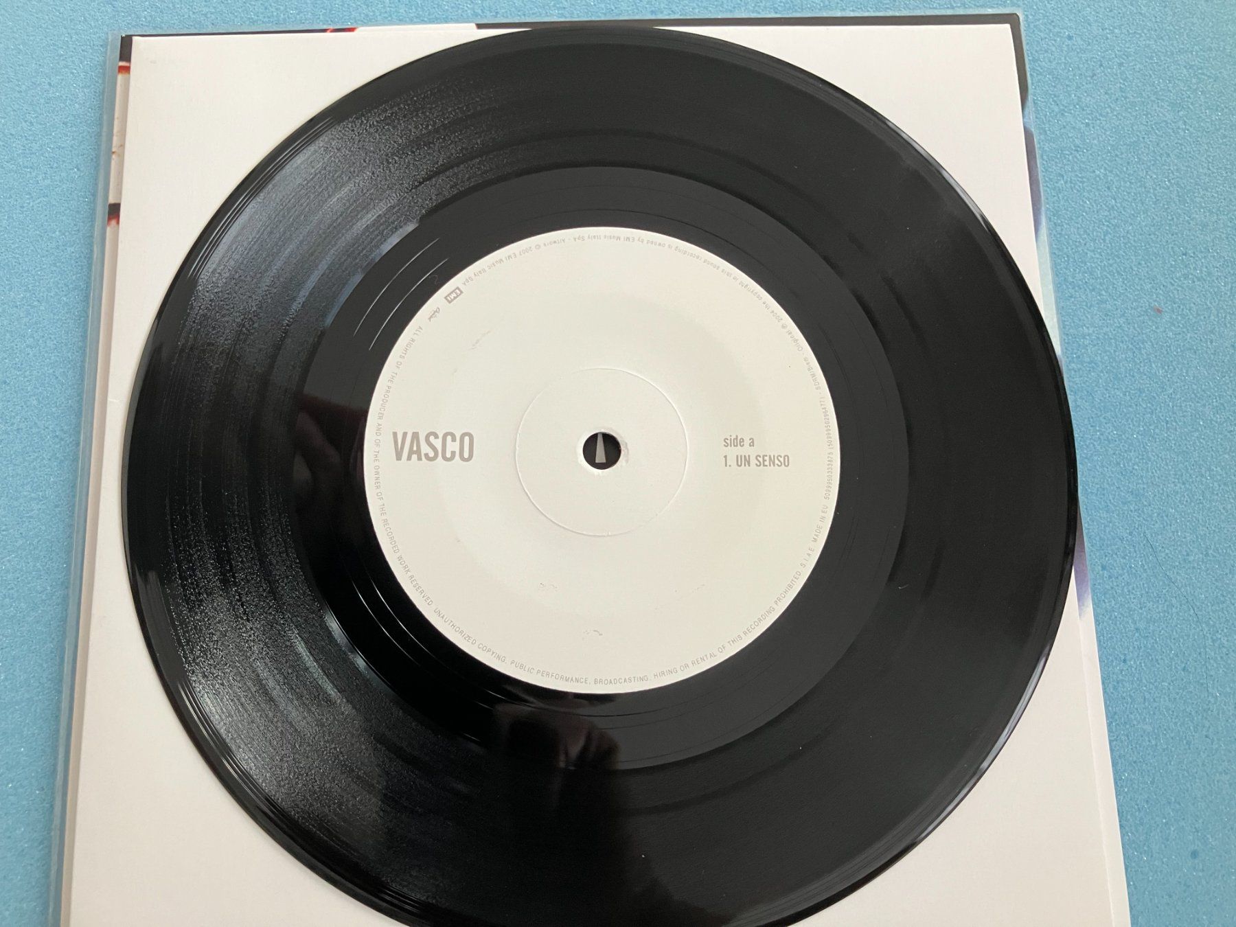Dischi in vinile: Vasco Rossi – Nuovo (secondo la descrizione) da Aarwangen venduto da Jukebox3 4