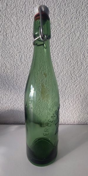 Feldschlösschen Bicchieri, Caraffe & Bottiglie: Alte Bierflasche Erlenbrauerei Glarus Bier 1949 – Usato da Schenkon venduto da Elbarto007 6
