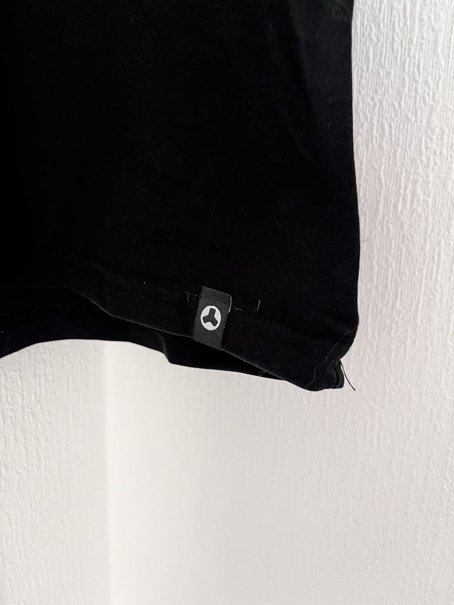 T-shirt: FAZUA Black T-Shirt Size M  – Usato da Lausanne venduto da Danash 3