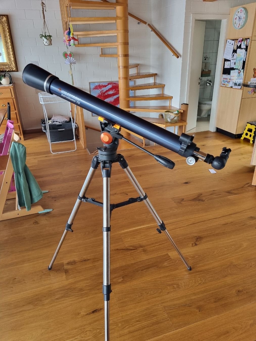 Celestron Telescopi: Teleskop Celestron Astromaster 70AZ – Usato da Emmetten venduto da MarkySparky88