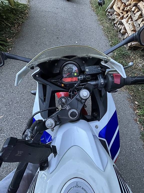 Strada: Cbr 300 r – Usato da Versoix venduto da leo_b2yk 1