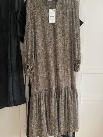 Zara Kleid Neu M