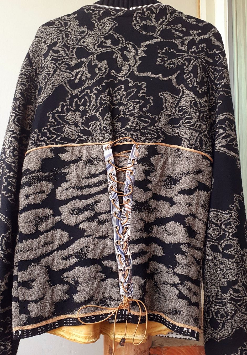 Eva & Claudi Jacken: Eva & Claudi Strickjacke, M/L – Gebraucht aus Bern von Solarsystem 4