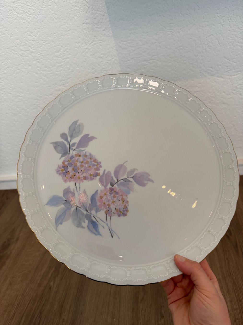 Servierplatten: Langenthal Teller Platte lila Blumen D: ca. 31cm – Gebraucht aus Fislisbach von chili2006 1
