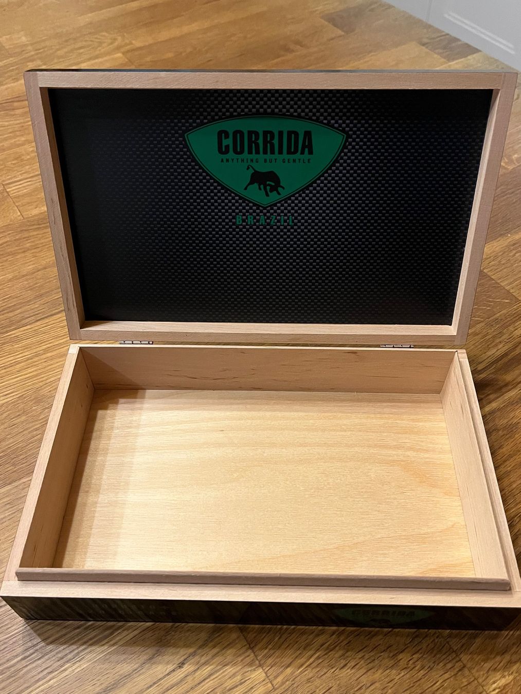 Casse di trasporto: Zigarrenkiste "Corrida" – Usato da Bauma venduto da Budgerigar 3