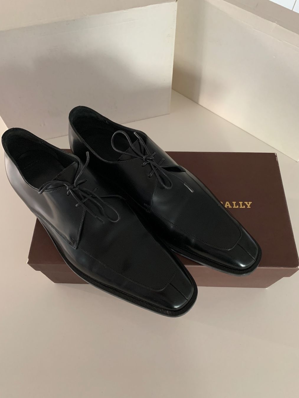 Bally Scarpe da uomo: BALLY chaussures neuves 42IT – Nuovo e nell'imballaggio originale da Morges venduto da auxbonnesaffaires 2