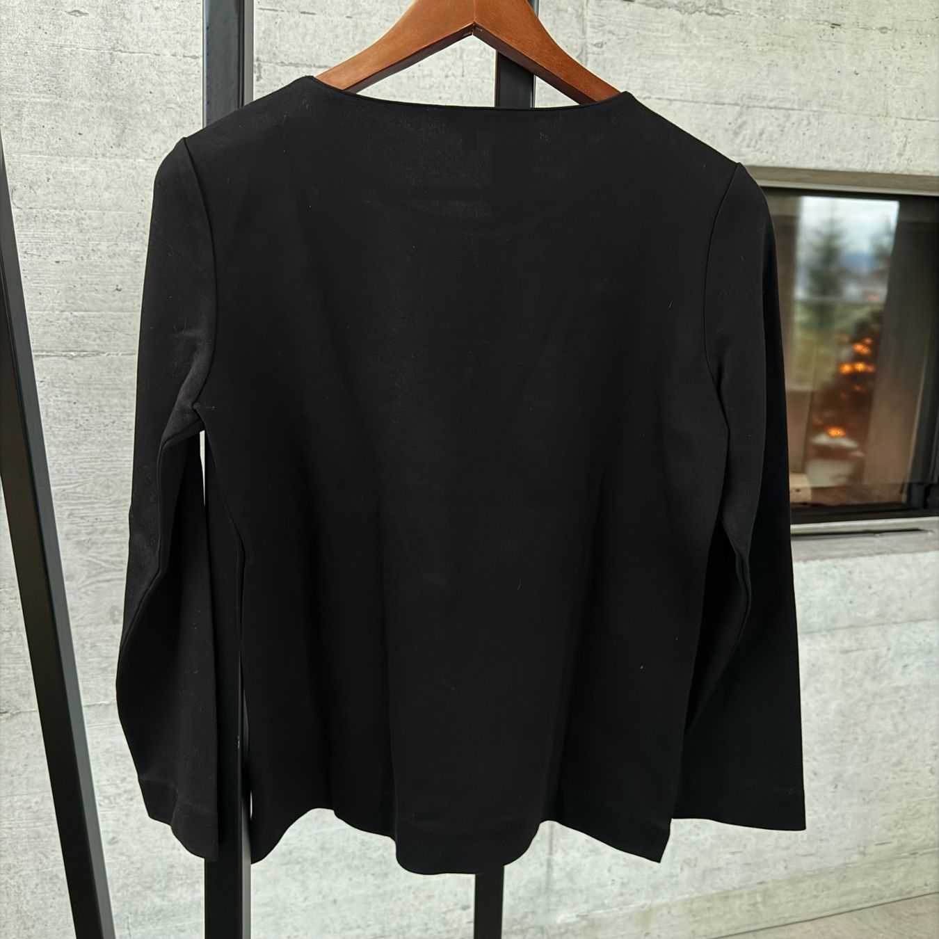 Massimo Dutti T-shirt: Massimo Dutti Langarmshirt – Usato da St-George venduto da alaixee 4