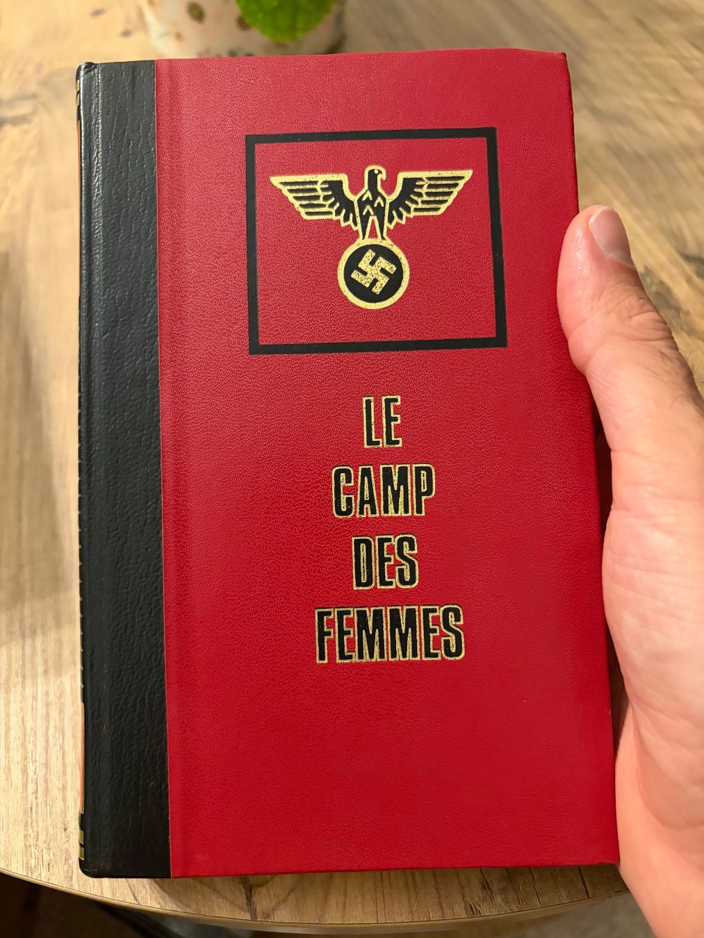 Libri: Le camp des femmes – Usato da Froideville venduto da vin_ynl9