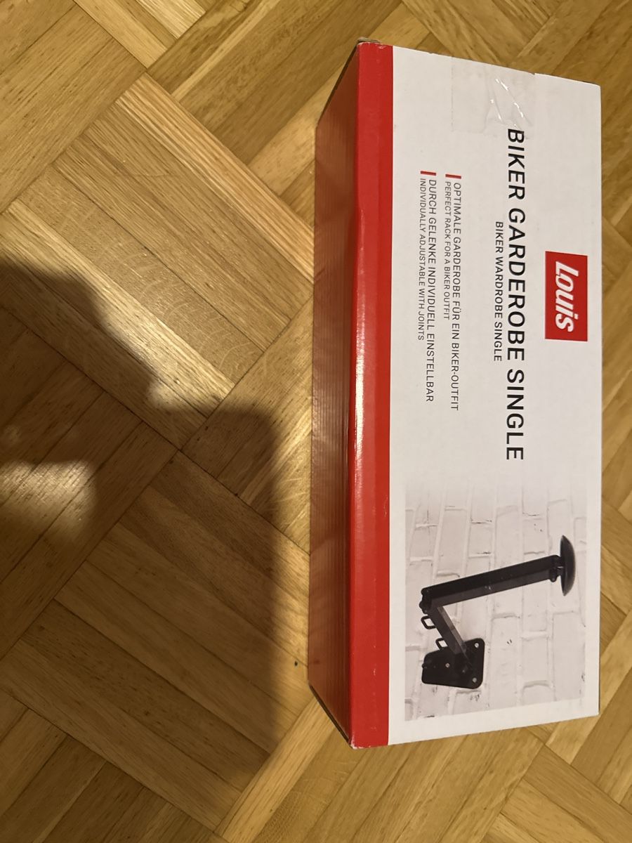 Ersatzteile: Biker garderobe single – Neu (gemäss Beschreibung) aus Biglen von Alinadas90