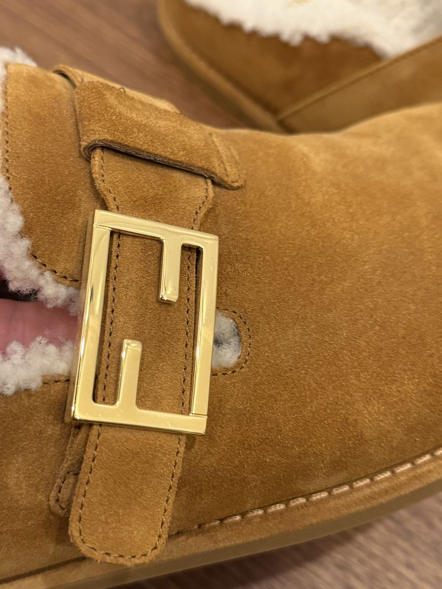 Fendi Herrenschuhe: Fendi Slipper Mules NEU – Gebraucht aus Ellighausen von privateseller 3