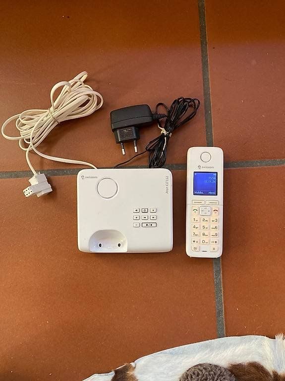 Swisscom Telefoni: Set: Telefon Aton CLT112-CL112 – Usato da Orselina venduto da Vrenegonde 1