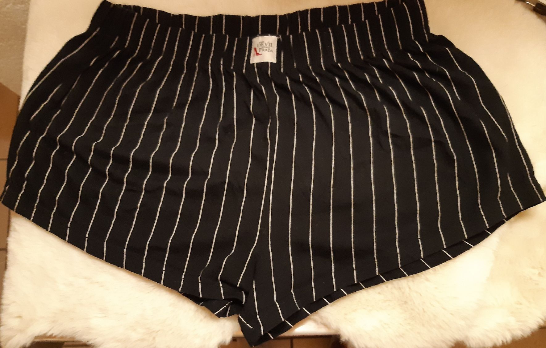 Primark Negligees & Pigiami: Pyjama The Devil wears Prada 2 – Usato da Toffen venduto da Gwunderegge77 3