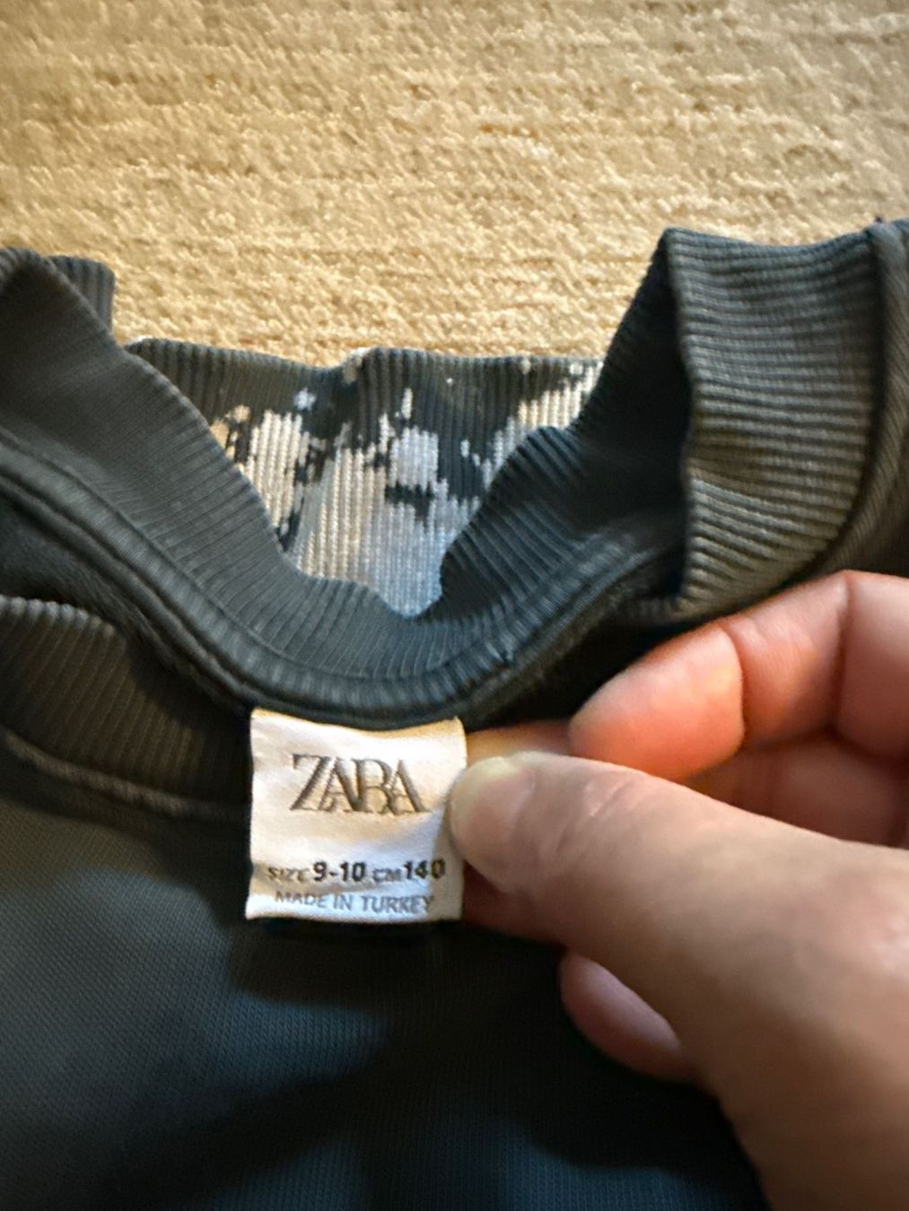 Maglioni & Felpe: Pullover von Zara , Gr.140 – Usato da Zug venduto da Jm2005 2
