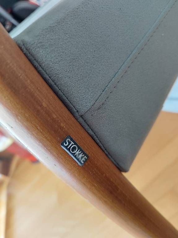 Sessel: Poltrona a dondolo Stokke  – Gebraucht aus Morcote von sim_vf6h 1