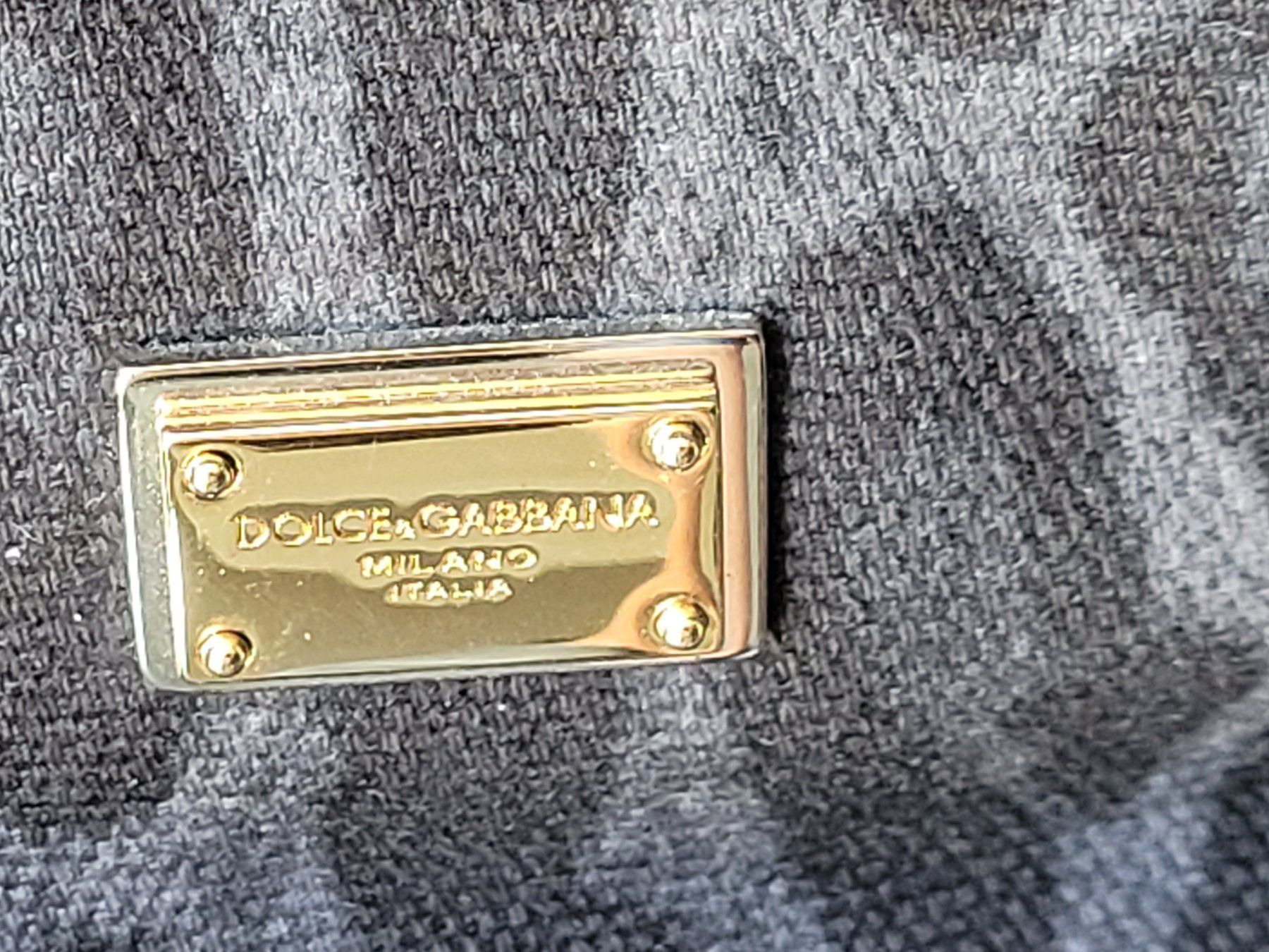 Dolce & Gabbana Borse da donna: Dolce Gabbana Tasche Modell Beatrice, wie Neu – Nuovo (secondo la descrizione) da Balsthal venduto da Marche 1