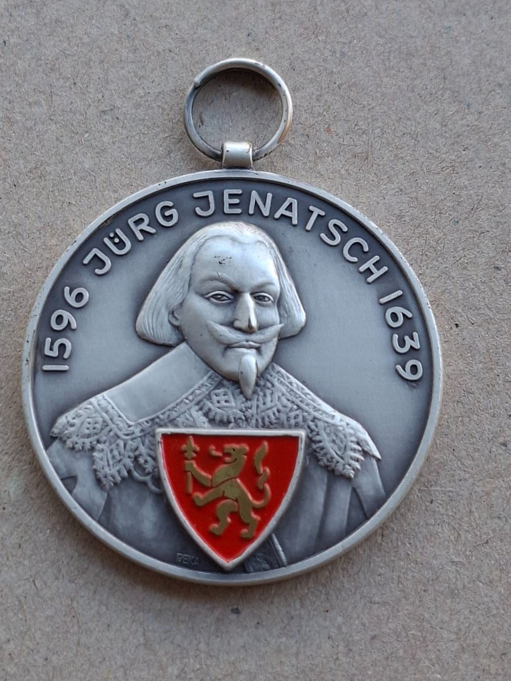 Medaglie: Jürg Jenatsch (L515) – Usato da Schwanden GL venduto da Suvorov