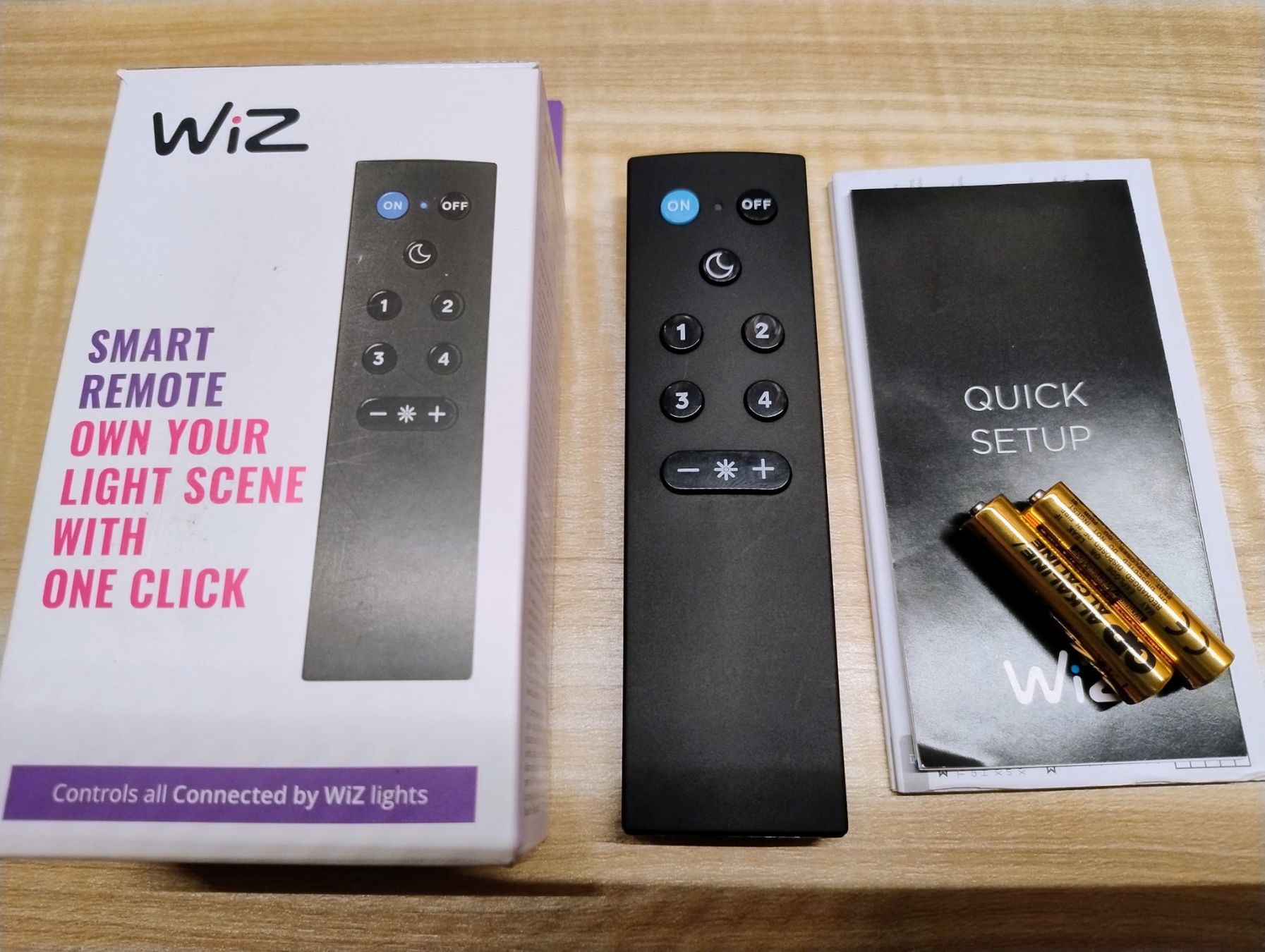 Telecomandi: WiZ - Smart Remote - Fernbedienung – Nuovo (secondo la descrizione) da Beckenried venduto da SCHEMA79