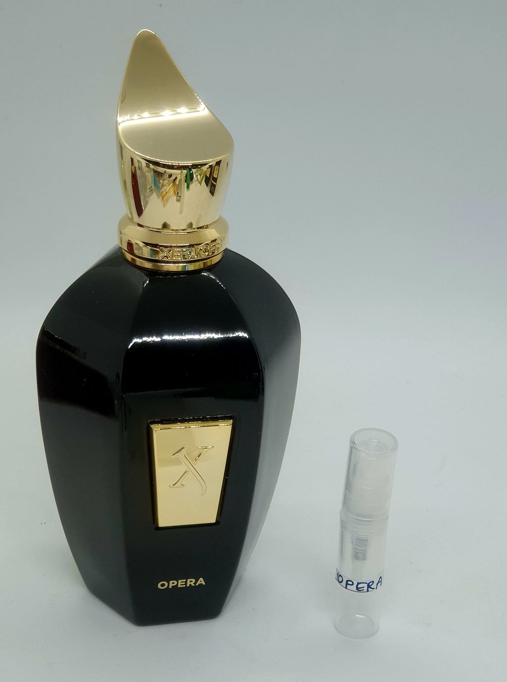 Xerjoff Profumi & Eau de Toilette: 2 ml OPERA XERJOFF ABFÜLLUNG – Nuovo (secondo la descrizione) da St. Gallen venduto da CaliSunshine