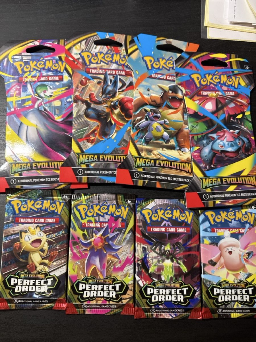 Pokémon Sammelbilder & Trading cards: 8 boosters Pokémon sealed  – Gebraucht aus Belprahon von Rob_ain