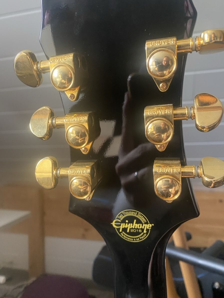 Epiphone Strumenti musicali: Epiphone Sheraton Pro II Sunburst – Usato da Les Charbonnières venduto da bap_s68x 3
