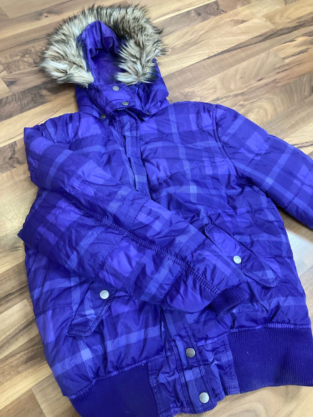 H&M Jacken & Mäntel: Winterjacke Mädchen von H&M, Gr. 170 – Gebraucht aus Schötz von Jekyll666 1