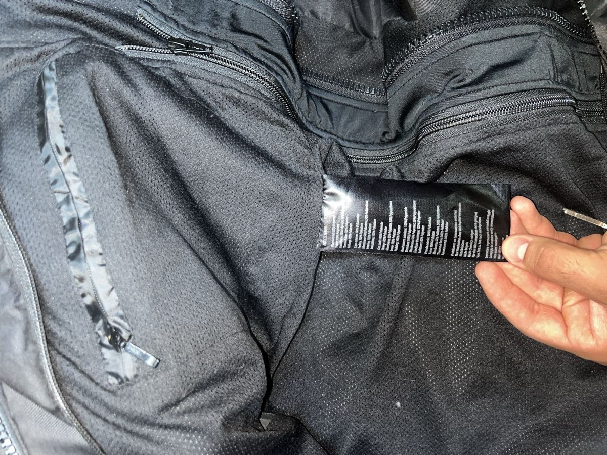 Vestes: IXS Motorradjacke Schwarz Grösse S – D'occasion à Luzern par LuzernerShop 2