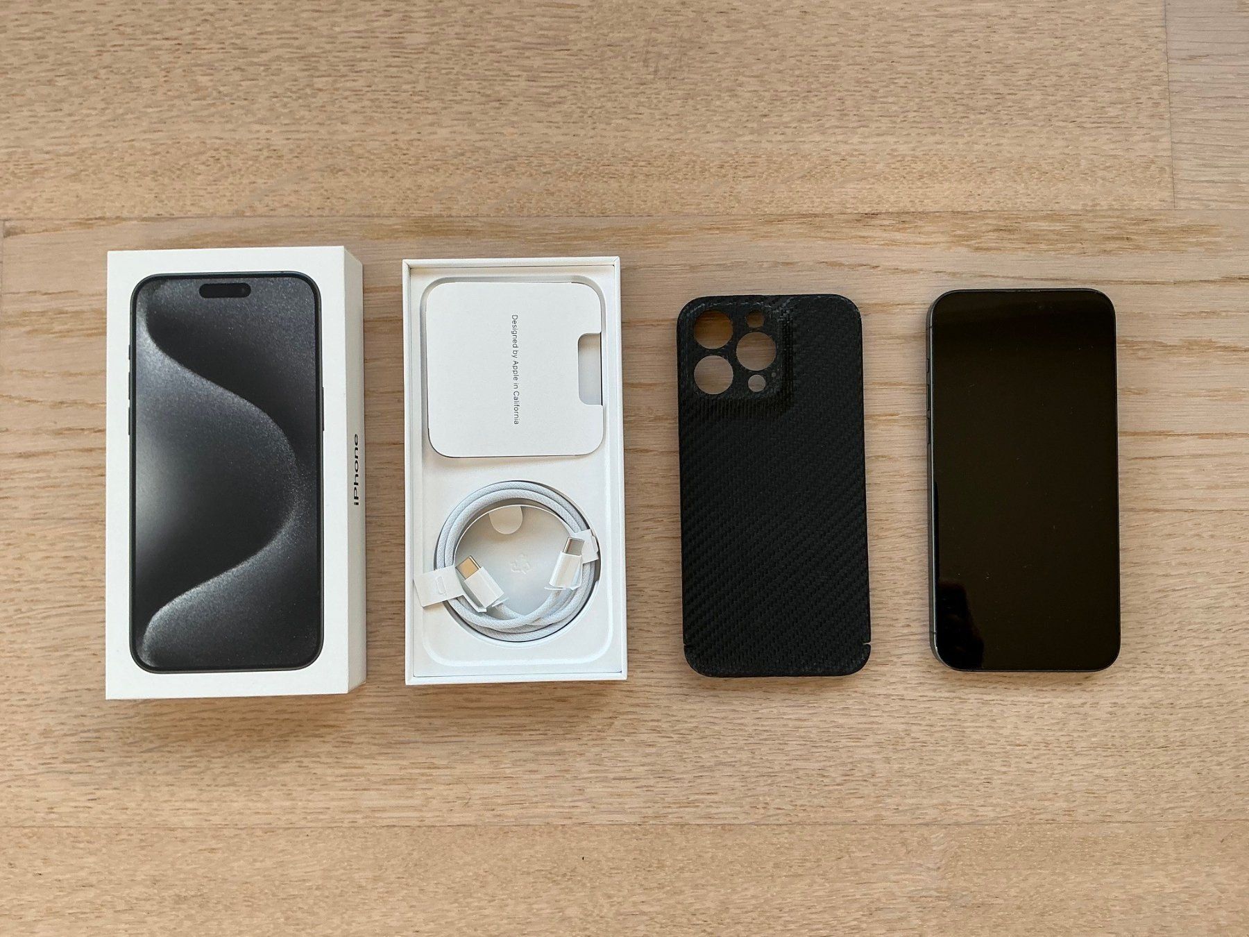 Apple Telefoni cellulari / Smartphones: Neuwertiges IPhone 15 Pro Max Black 256 GB – Usato da Dübendorf venduto da del_wbn5