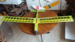 RC-Flugzeug E-Modellflugzeug, neuwertig, Top Zustand!