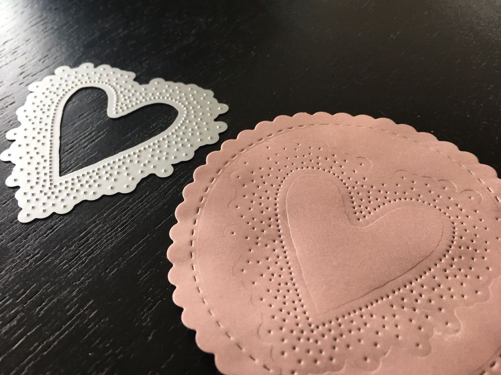 Craftelier Stanzmappe Herz & Regenbogen - Texturfolie Für Scrapbooking Mit Sizzix & Big Shot