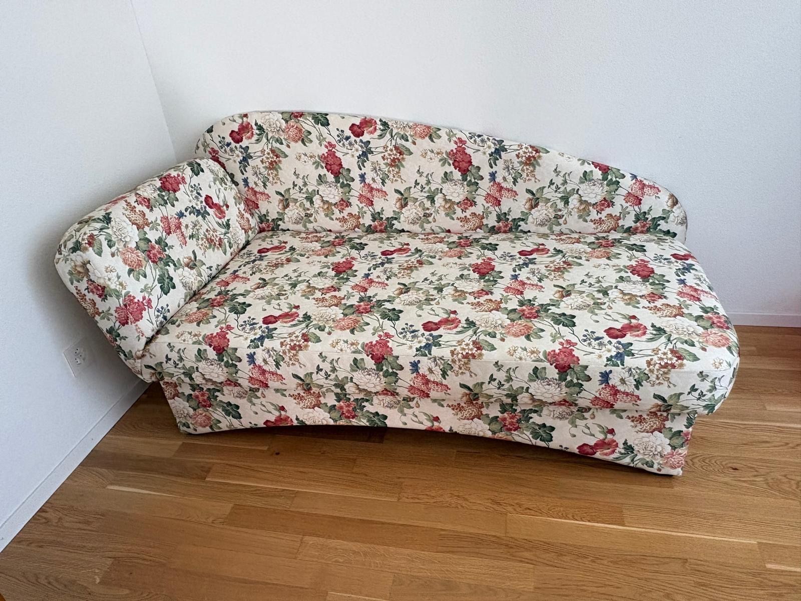 Sofas: Recamiere mit Bettfunktion und Stauraum – D'occasion à Klingnau par Umweltklinik