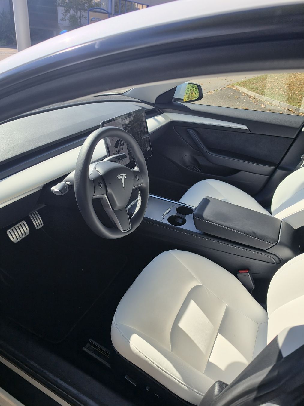 Tesla Autos: Tesla model 3 Perfomance – Gebraucht aus Niederhasli von Zekibenz 4