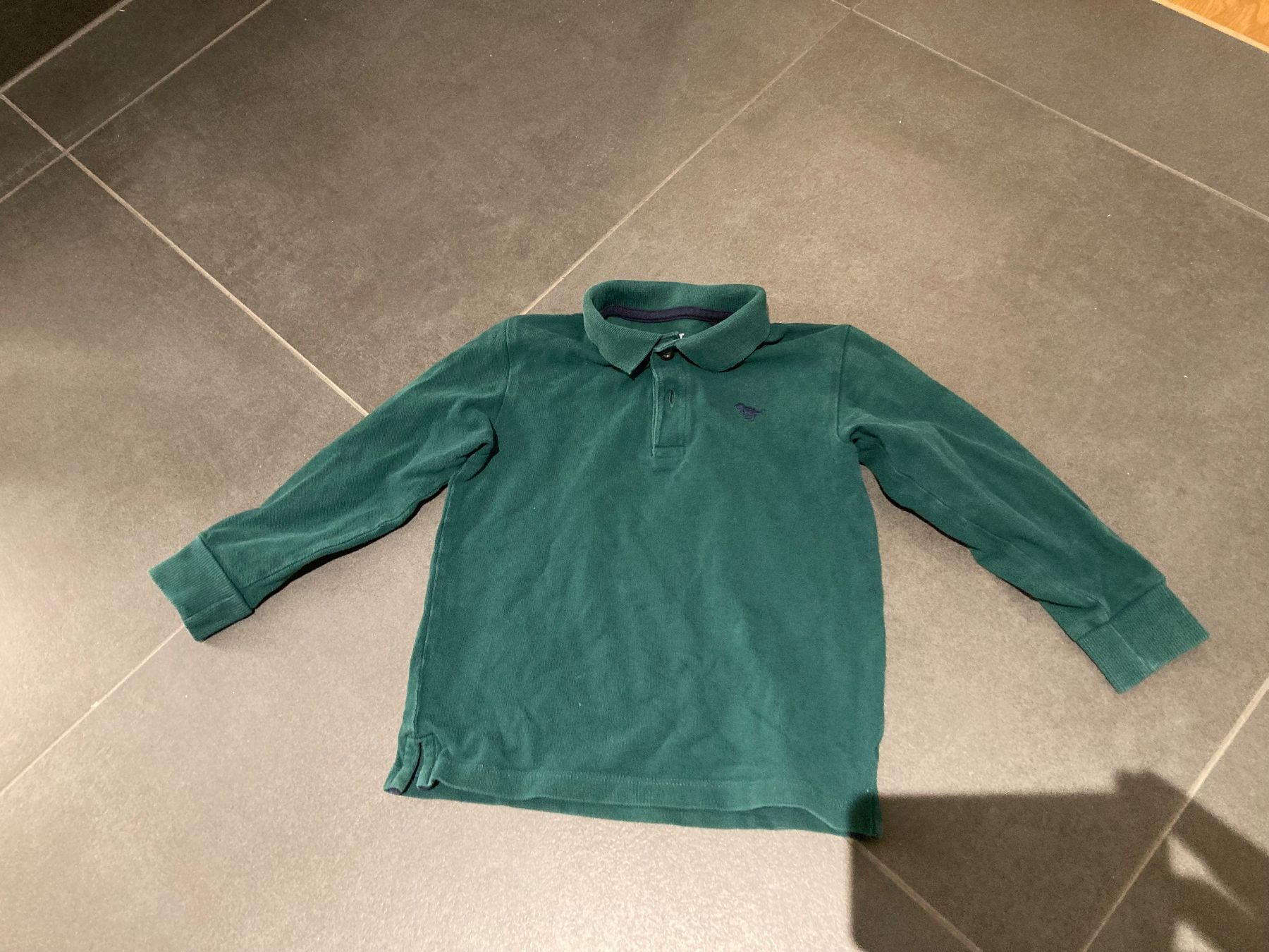 Magliette Polo: Polo shirt – Usato da Bülach venduto da Stellina72