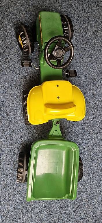 John Deere Veicoli per bambini: John Deere Traktor mit Anhänger – Usato da Dübendorf venduto da emka_85 3