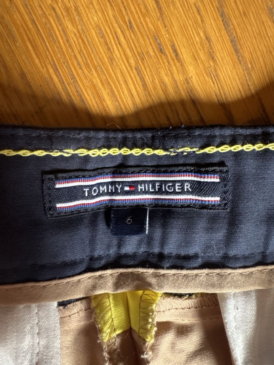 Tommy Hilfiger Anzüge & Kostüme: Tommy Hilfiger Hose beige – Neu (gemäss Beschreibung) aus Schiers von lenisenka 2