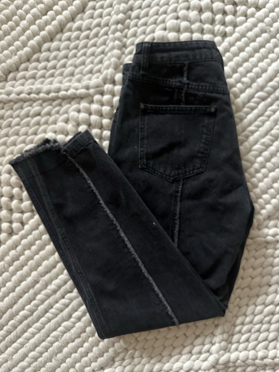 Jeans: Cotélac black jeans – D'occasion à Zürich par honeybunny91