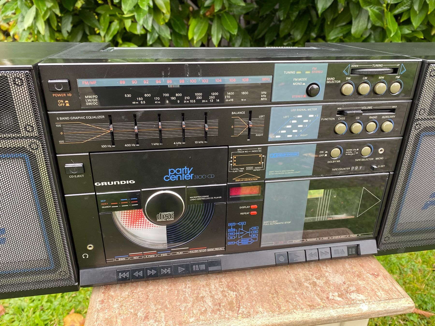 Grundig Multimediaplayer & Streamer: Grundig Party Center 3100 CD Ghettoblaster – Gebraucht aus Feldbach von  4