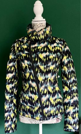 Bershka Jacke Gr. 34