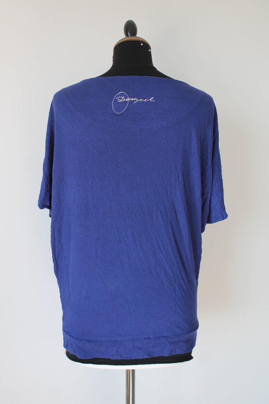 Desigual T-shirt: T-Shirt DESIGUAL taille M – Usato da Chez-le-Bart venduto da jasse 1