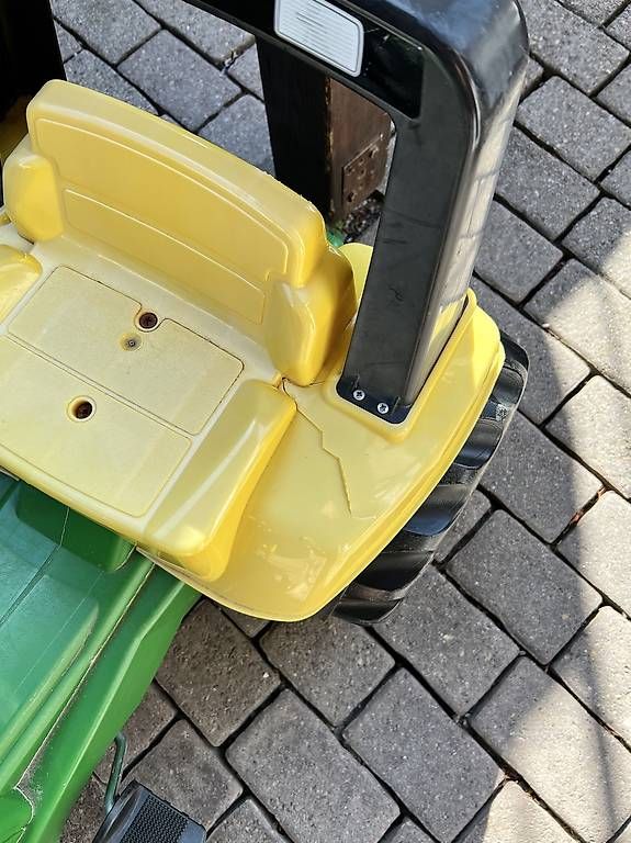 Veicoli per bambini: John Deere Tret-Traktor Junior – Usato da Emmetten venduto da choicy123 2