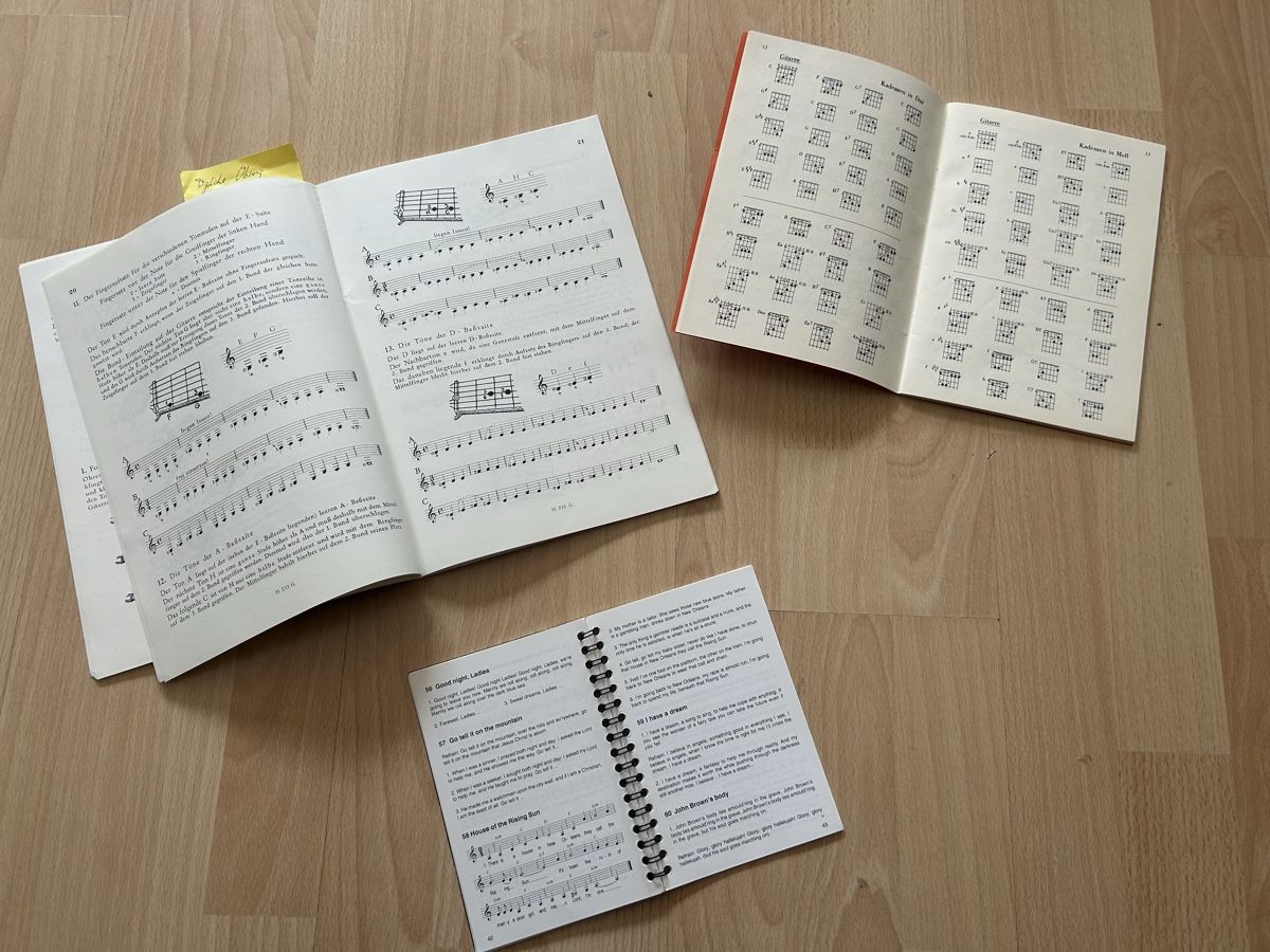 Strumenti musicali: Lehrhefte für Gitarre – Usato da Zürich venduto da Sherpa 1
