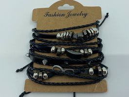 4 Punk- und Rock-Style Armbänder