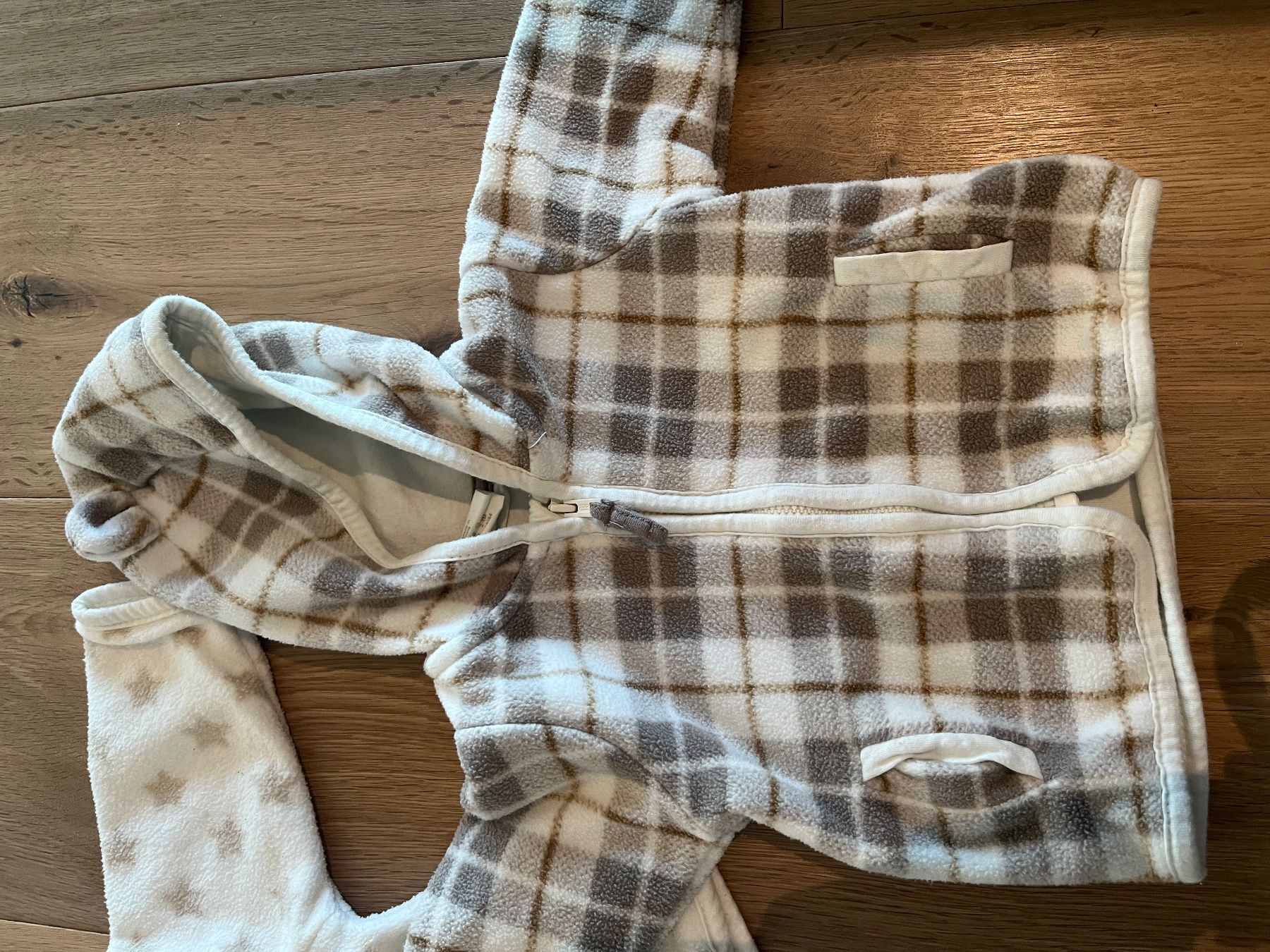 Lotti di vestiti: 2 Soft Fleece Jacken Gr 62 – Usato da Habsburg venduto da franziska_81 1