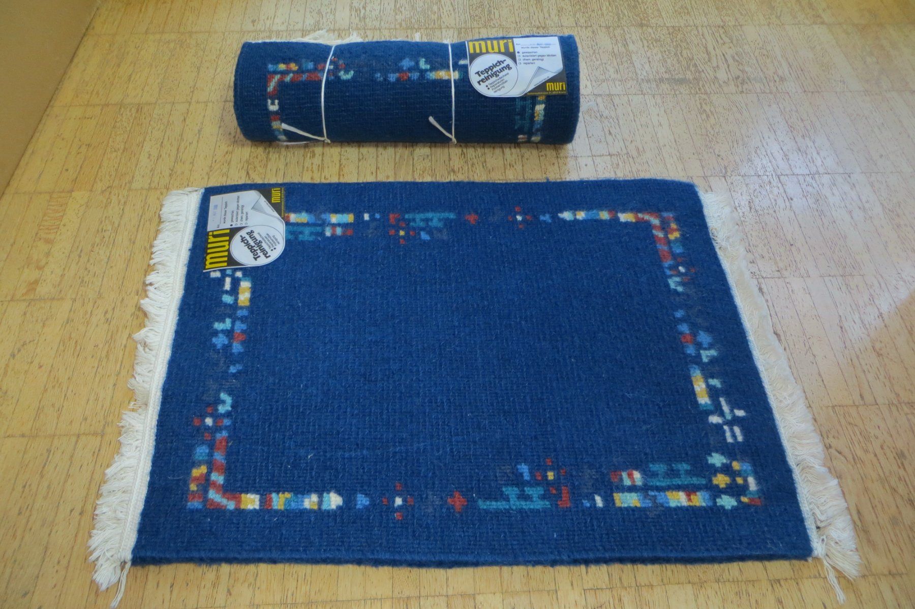 Tappeti: Fussteppiche - 2 Stück 60x44cm – Usato da Brugg AG venduto da Finlandia 2