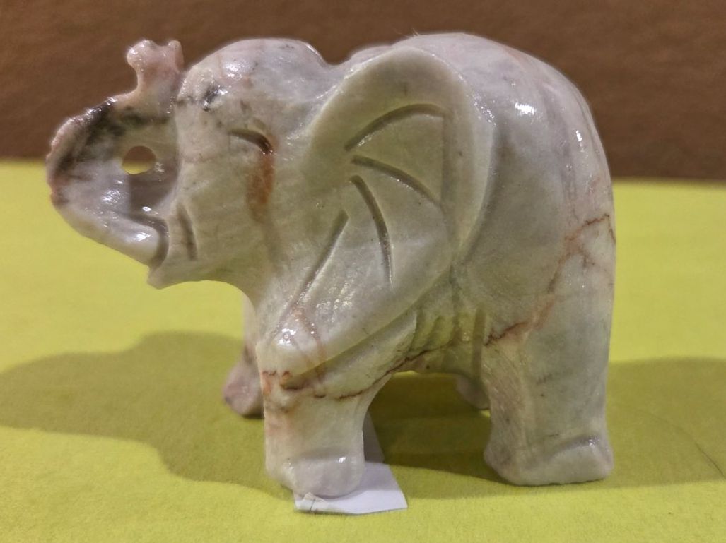 Sculture & Statue: Elefant aus Marmor 5cm – Nuovo (secondo la descrizione) da Roggliswil venduto da Mabelco 1